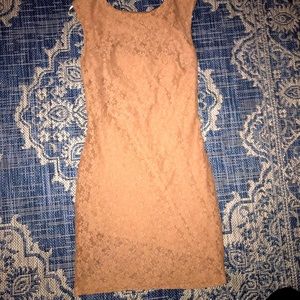 Women’s dress